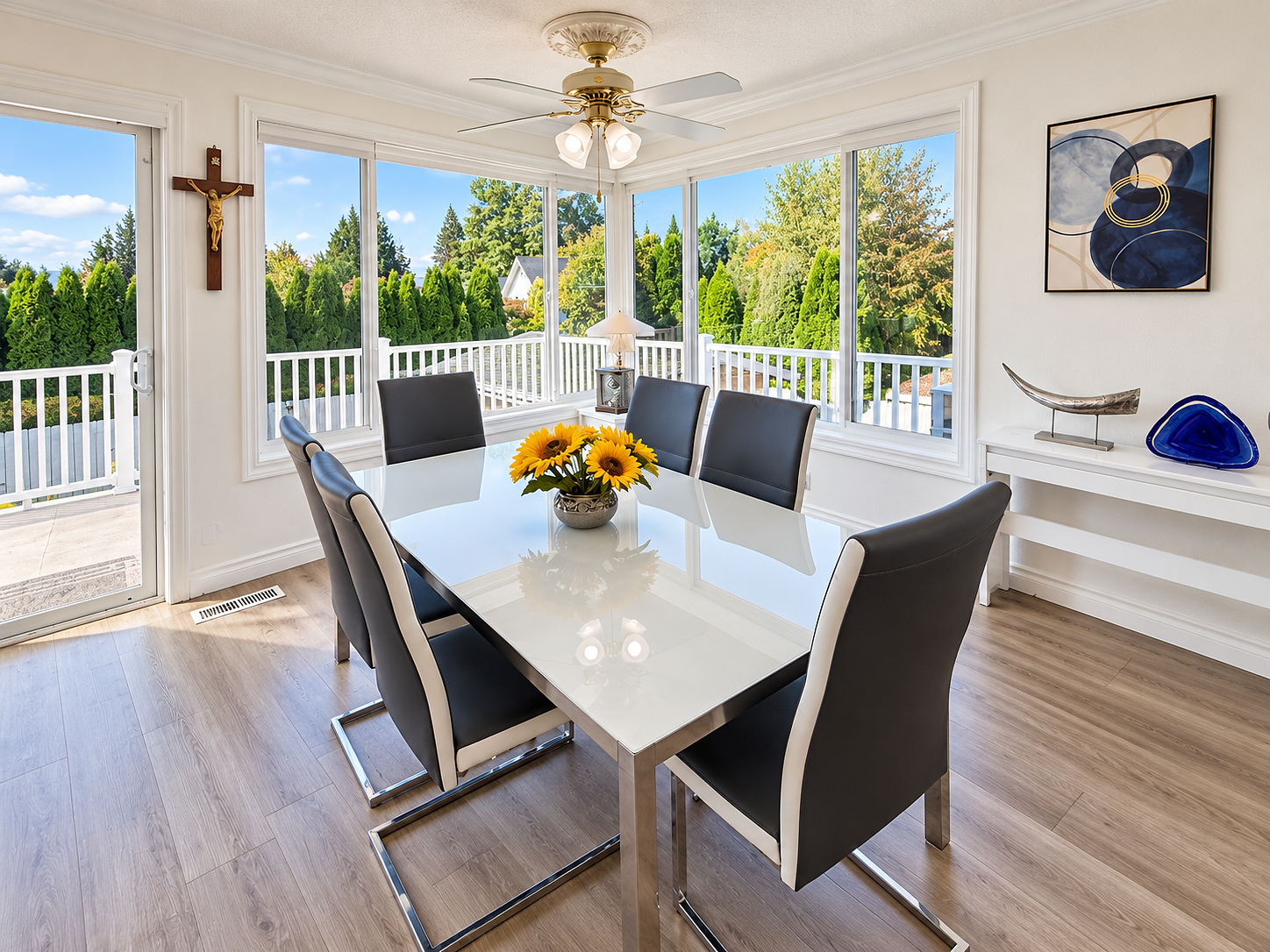 Family-Style Dining Room